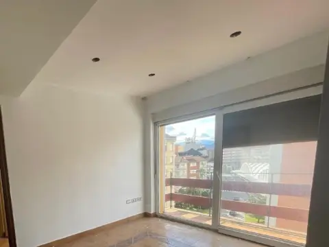 Piso en calle Alcalde Parrondo